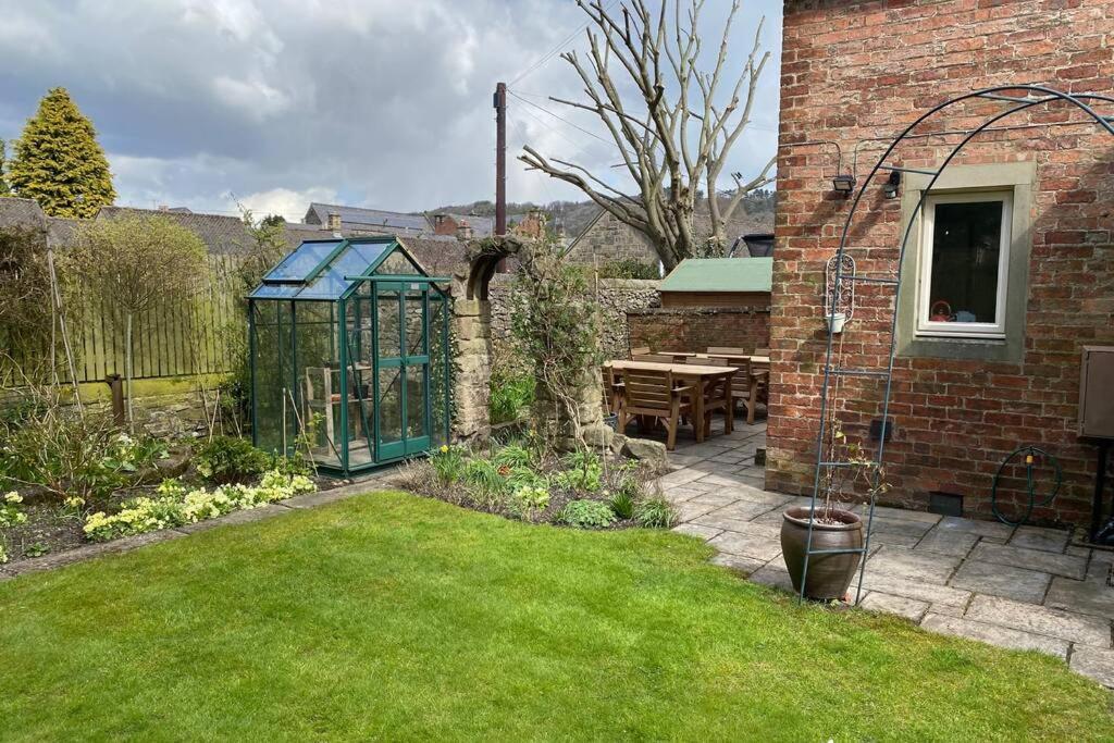 Lynwood - Victorian Home In The Peak District ベイクウェル エクステリア 写真